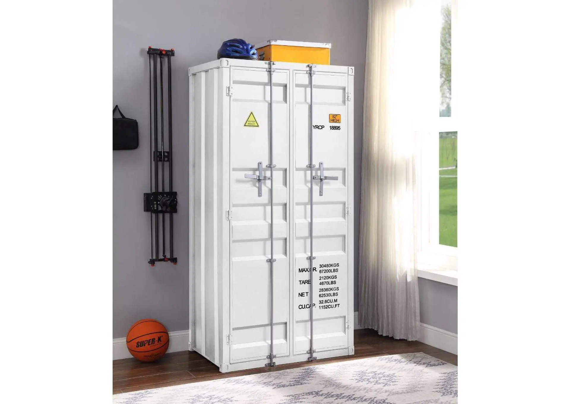 Cargo Wardrobe