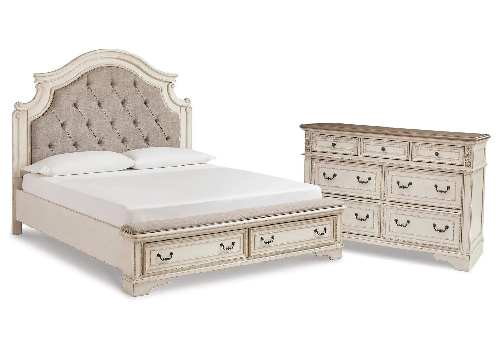 Realyn bedroom collection